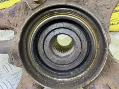 Кулак поворотный правый Toyota Hilux (2005-2015) 2011 432110K030 ПИКАП 2.5 D 2KDFTV