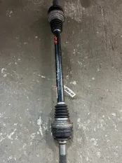 Полуось задняя (приводной вал, ШРУС) Volkswagen Touareg II 2010-2014 2011 3.0 I, правый