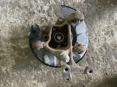 Кулак задний правый Toyota Rav 4 (XA50) (2018-н.в.) 2019 4230442070 2.5 I A25AFXS