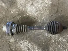 Полуось (приводной вал, ШРУС) Volkswagen Amarok (2010-2016) 2011 2H0407271B 2.0 D CDCA