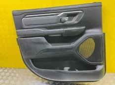 Обшивка двери задняя левая Dodge RAM V (2018-н.в) 2019 6EE32TRMAA ПИКАП 5.7 I EZH