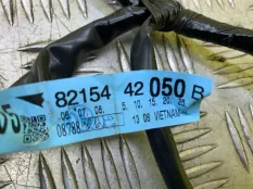 Проводка двери Toyota Rav 4 (CA40) (2012-2019) 2013 8215442050 2.2 D 2ADFTV, задняя левая