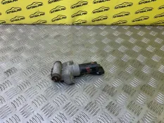 Моторчик ручника (стояночного тормоза) Volkswagen Touareg II (2010-2018) 2013 7P0609723B ВНЕДОРОЖНИК 3.0 D CJMA