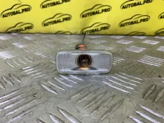 Повторитель поворота в крыло Dodge Caliber I (2006-2012) 2006 04806224AE 2.0 D ECD