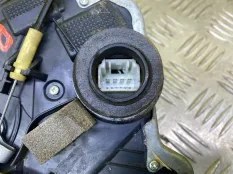 Замок двери передней правой Toyota Rav 4 (XA30) (2005-2014) 2009 6903053080 2.2 D 2ADFHV