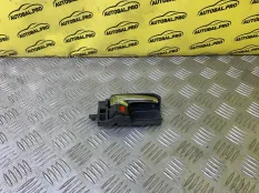 Ручка двери внутренняя передняя правая Toyota Hilux (2005-2015) 2012 692050D080 ПИКАП 2.5 D 2KDFTV
