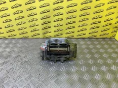 Суппорт передний правый Toyota Hilux (2005-2015) 2012 477300K180 ПИКАП 2.5 D 2KDFTV
