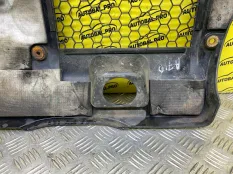 Декоративная крышка двигателя Toyota Hilux (2005-2015) 2012 126010L070 ПИКАП 2.5 D 2KDFTV