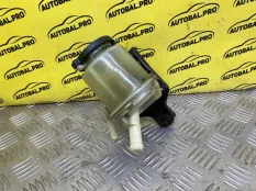 Бачок гидроусилителя Toyota Hilux (2005-2015) 2012 443600K021 ПИКАП 2.5 D 2KDFTV