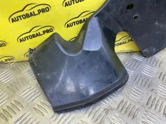 Дефлектор радиатора Toyota Hilux (2005-2015) 2012 532940K050 ПИКАП 2.5 D 2KDFTV, левый