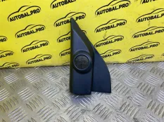 Крышка зеркала внутренняя левая Toyota Hilux (2005-2015) 2012 674920K020 ПИКАП 2.5 D 2KDFTV, левая