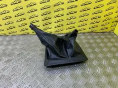 Чехол рычага КПП Toyota Hilux (2005-2015) 2012 588080K120 ПИКАП 2.5 D 2KDFTV