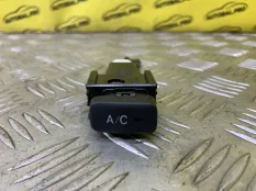 Кнопка кондиционера Toyota Hilux (2005-2015) 2012 8466071010 ПИКАП 2.5 D 2KDFTV