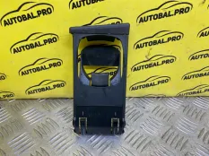 Подстаканник Toyota Hilux (2005-2015) 2012 556250K010 ПИКАП 2.5 D 2KDFTV