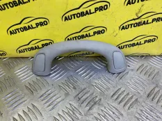 Ручка внутренняя потолочная Toyota Hilux (2005-2015) 2012 746030K030 ПИКАП 2.5 D 2KDFTV