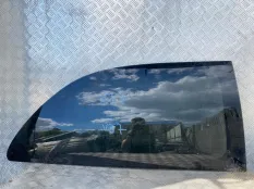 Стекло кузовное боковое правое Chrysler Voyager IV (2000-2007) 2004 43R002092