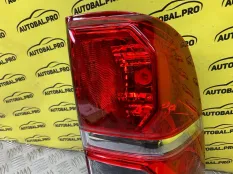 Фонарь задний правый Toyota Hilux (2005-2015) 2010 815510K160