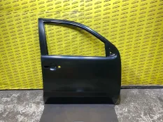 Дверь передняя правая Toyota Hilux (2005-2015) 2010 670010K010