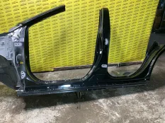 Порог левый Toyota Rav 4 (XA50) (2018-н.в.) 2025 613120R100 2.0 I