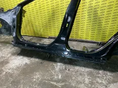 Порог левый Toyota Rav 4 (XA50) (2018-н.в.) 2025 613120R100 2.0 I