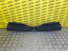 Накладка замка багажника Toyota Rav 4 (XA50) (2018-н.в.) 2025 583870R090 2.0 I