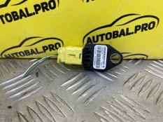 Датчик удара Dodge Caliber I (2006-2012) 2006 04896061AA 2.0 D ECD