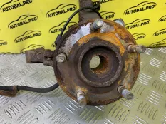 Кулак поворотный правый Dodge Caliber I (2006-2012) 2006 5085702AI 2.0 D ECD