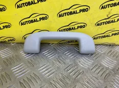 Ручка внутренняя потолочная Toyota Rav 4 (XA50) (2018-н.в.) 2025 74610F4010 2.0 I, передняя