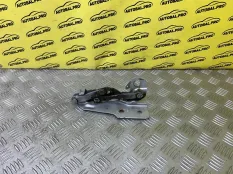 Петля капота правая Dodge Caliber I (2006-2012) 2006 4589116AD 2.0 D ECD