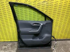 Обшивка двери передняя левая Toyota Rav 4 (XA50) (2018-н.в.) 2025 6762042D30C2 2.0 I