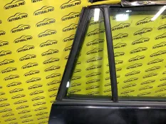 Стекло двери задней правой (форточка) Toyota Rav 4 (XA50) (2018-н.в.) 2025 681880R070 2.0 I