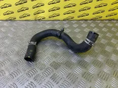Патрубок радиатора Toyota Rav 4 (XA50) (2018-н.в.) 2025 1657224040 2.0 I