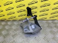 Кронштейн Toyota Rav 4 (XA50) (2018-н.в.) 2025 1232124050 2.0 I