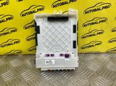 Блок предохранителей Toyota Rav 4 (XA50) (2018-н.в.) 2025 827300R410 2.0 I