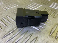 Кнопка открывания багажника Toyota Rav 4 (XA50) (2018-н.в.) 2025 8496642010 2.0 I