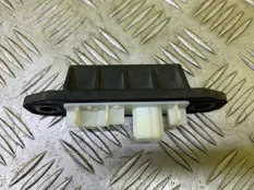 Кнопка открывания багажника Toyota Rav 4 (XA50) (2018-н.в.) 2025 8484047030 2.0 I