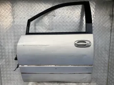 Дверь передняя левая Chrysler Voyager III 1995-2001 1998 4717429AB