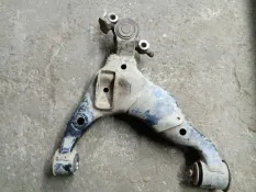 Рычаг передний нижний правый Toyota Land Cruiser Prado 150 (2009-2023) 2012 4806860040 2.7 I 2TRFE