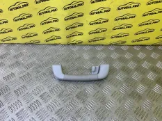 Ручка внутренняя потолочная Toyota Land Cruiser Prado 150 (2009-2023) 2014 7461030330B2 ВНЕДОРОЖНИК 3.0 D 1KDFTV