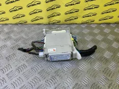 Блок предохранителей Toyota Land Cruiser Prado 150 (2009-2023) 2014 8273060180 ВНЕДОРОЖНИК 3.0 D 1KDFTV