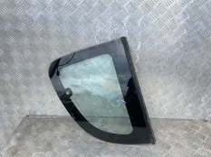 Стекло кузовное боковое правое Mitsubishi L200 (2006-2015) 2011 MN117504 2.5 D 4D56