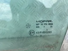 Стекло двери передней левой Chrysler Sebring III (2006-2010) 2009 05074557AB