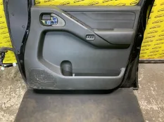 Обшивка двери передняя правая Nissan Pathfinder (R51M) 2004-2013 2007 80900EB672 ВНЕДОРОЖНИК 2.5 D YD25DDTI