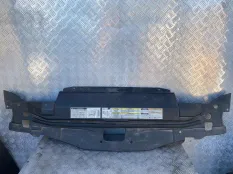 Накладка замка капота Lincoln Navigator I (1997-2002) 2002 F85B19E525AD ЛИМУЗИН 5.4 I