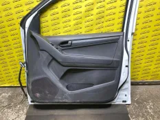 Обшивка двери передняя правая ISUZU D-Max II (2012-2021) 2014 ПИКАП 2.5 D 4JK1