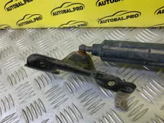 Амортизатор крышки багажника (3-5 двери) Toyota Land Cruiser Prado 150 (2009-2023) 2014 686500W012 ВНЕДОРОЖНИК 3.0 D 1KDFTV