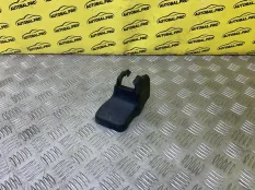 Крышка крепления сиденья Toyota Land Cruiser Prado 150 (2009-2023) 2014 7215760150 ВНЕДОРОЖНИК 3.0 D 1KDFTV