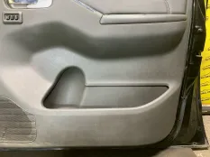 Обшивка двери передняя правая Nissan Pathfinder (R51M) 2004-2013 2011 809005X60A ВНЕДОРОЖНИК 2.5 D YD25DDTI
