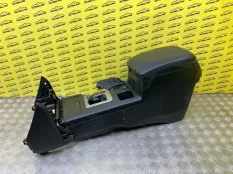 Подлокотник Toyota Land Cruiser Prado 150 (2009-2023) 2014 5891060070C0 ВНЕДОРОЖНИК 3.0 D 1KDFTV