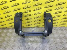 Накладка декоративная центральной консоли Nissan Pathfinder (R51M) 2004-2013 2007 68246EB35A ВНЕДОРОЖНИК 2.5 D YD25DDTI